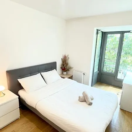 Moderne - Parc De La -1min Du Metro Apartmán *