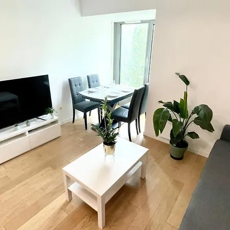 Moderne - Parc De La -1min Du Metro Apartmán